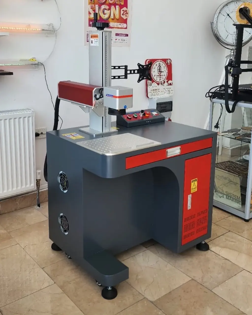 30W Fiber Markalama Makinesi